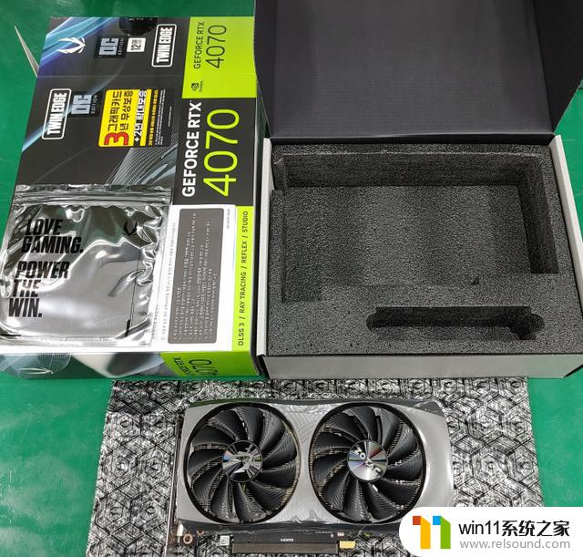 微星 / 索泰RTX 4070显卡曝光：双风扇散热，更适合小机箱