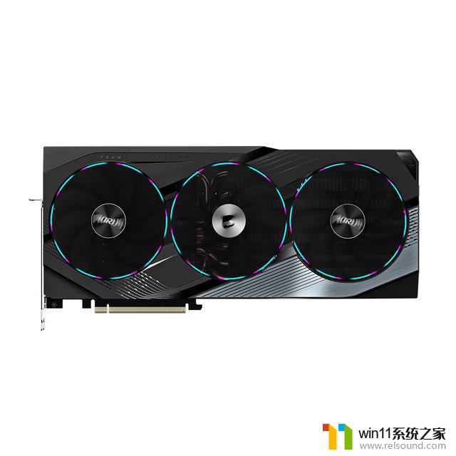 探索未来！抢先体验仿生鲨鱼风扇和技嘉超级雕RTX 4070 MASTER，感受RGB炫彩光轮！