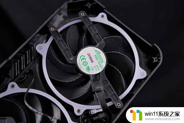 来自等等党的胜利，技嘉RTX 4070 Ti GAMING OC显卡评测：揭秘最强游戏性能