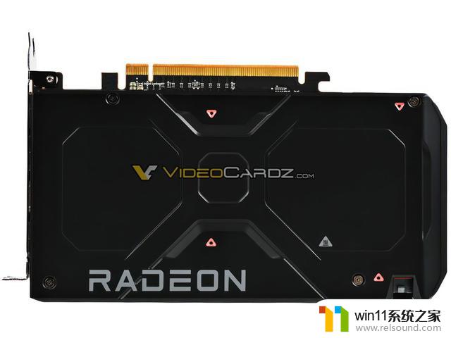 AMD RX 7600公版显卡长度不到21cm，小巧便携又强劲