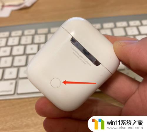 win10电脑连接苹果蓝牙耳机 Windows 10电脑如何连接苹果AirPods