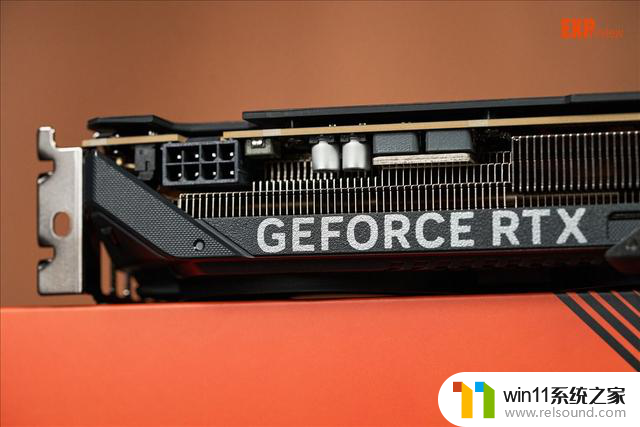 技嘉RTX 5050 GAMING OC显卡评测：外观细致丰富，内在冷静高效