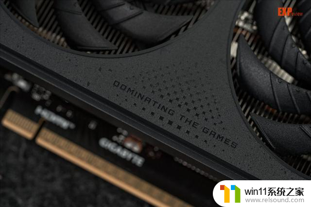 技嘉RTX 5050 GAMING OC显卡评测：外观细致丰富，内在冷静高效