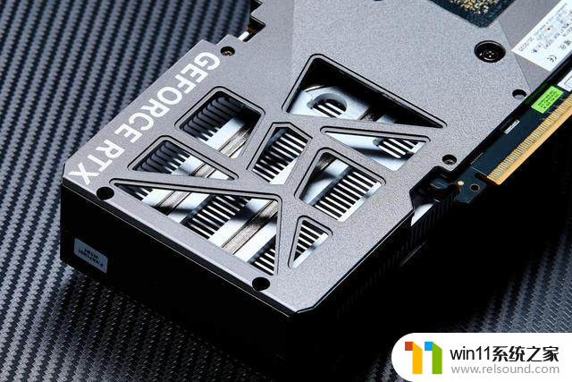 GeForce RTX 5060 TWIN X2曜夜8GB显卡评测：小巧身材，强大性能
