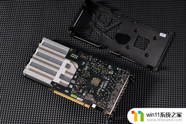 GeForce RTX 5060 TWIN X2曜夜8GB显卡评测：小巧身材，强大性能